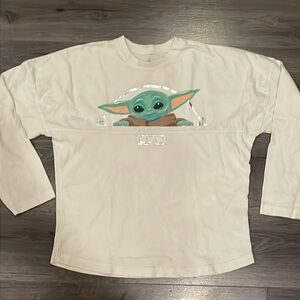 🩷Disney Parks Disneyland Spirit Jersey Star Wars baby Yoda size XL Star Wars Fan